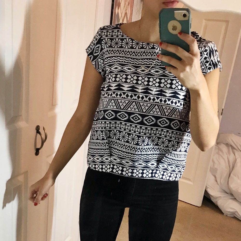 Zara women’s trafaluc blouse size XS